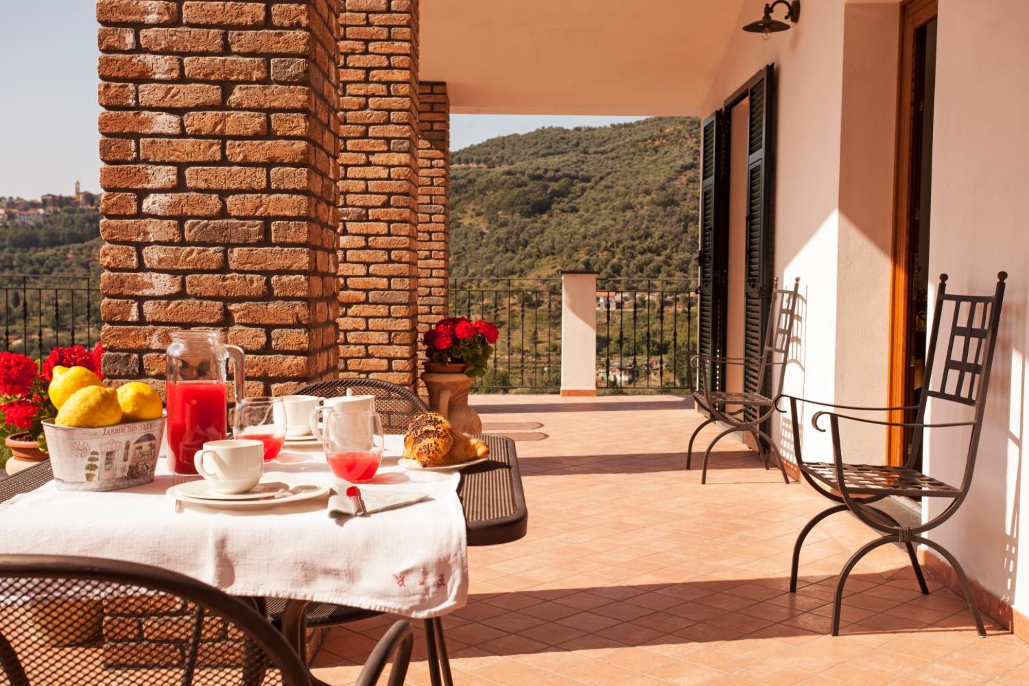 Agriturismo Benza Imperia Luaran gambar